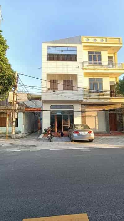 Chính chủ cần bán nhà mặt tiền đường Nguyễn Trãi, TP Thái Bình