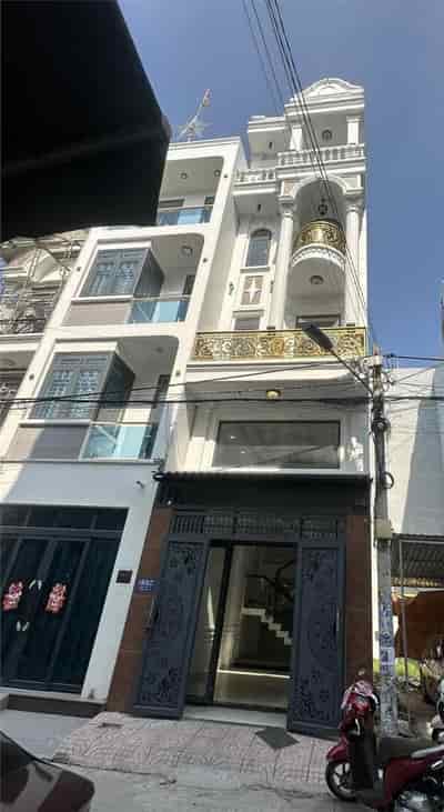 Nhà chính chủ, giá tốt, bán nhanh căn nhà đẹp tại phường Thạnh Xuân, Q12, Hồ Chí Minh