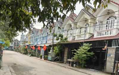 Chính chủ cần bán căn nhà giá cực rẻ tại An Phú, Thuận An