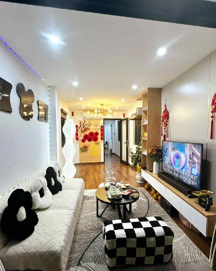 Nhà mặt phố Tây Sơn, giá tốt, cần bán nhanh căn nhà đẹp tại phố Tây Sơn, Trung Liệt