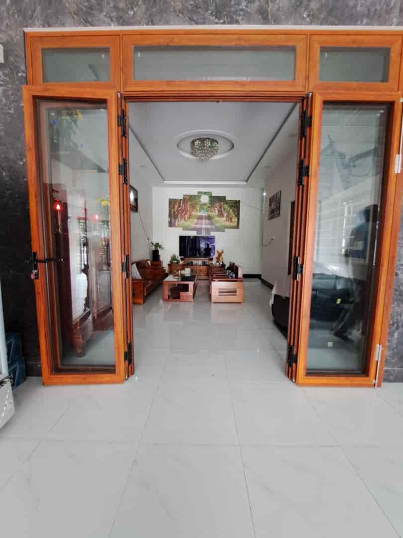 Chính chủ bán nhanh 2 căn nhà, giá tốt vị trí tại ql 1A , TT.Thuận Nam, Hàm Thuận Nam, Bình Thuận