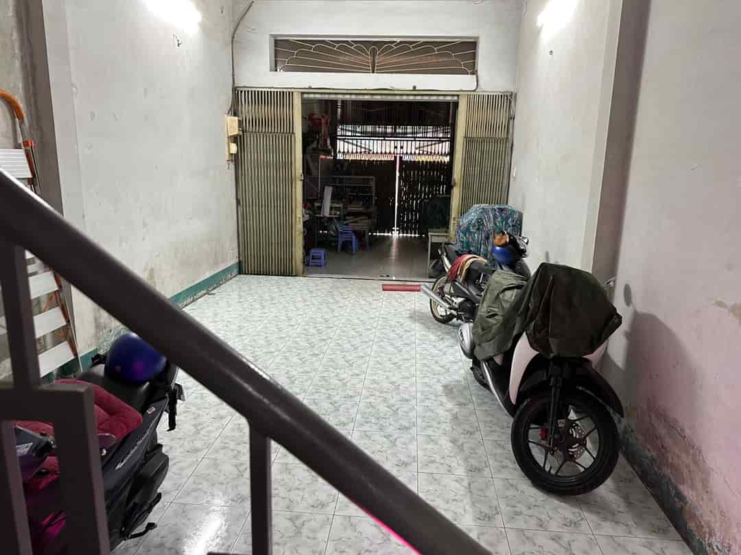 Chính chủ cần cho thuê nhanh nhà mặt tiền đẹp tại quận Bình Tân, TPHCM