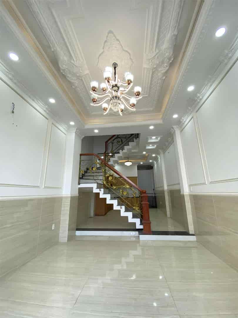 Chính chủ ngộp ngân hàng bán gấp bán lỗ căn nhà vị trí đẹp tại quận Bình Tân, TPHCM