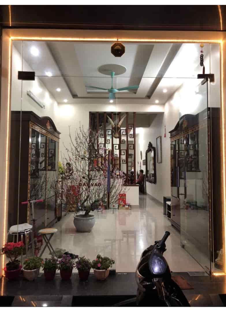 Chính chủ cần bán nhanh căn nhà đẹp mặt tiền trung tâm hành chính Nguyễn Văn Trỗi, Nam Định
