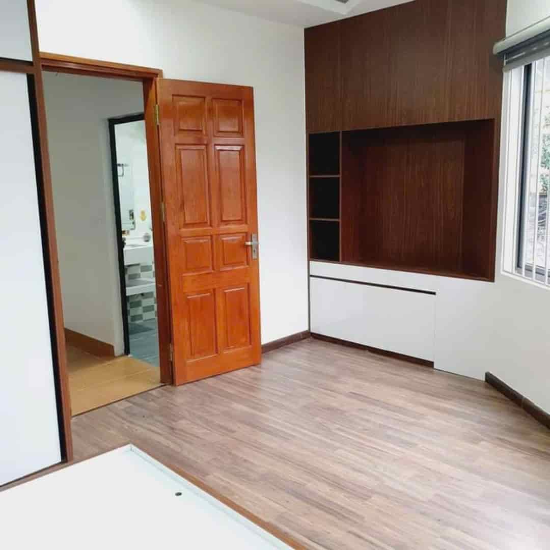 Cần bán nhanh 3 căn nhà diện tích 30m2, 4.5 tầng, giá 2,9 tỷ tại quận Hà Đông, TP Hà Nội