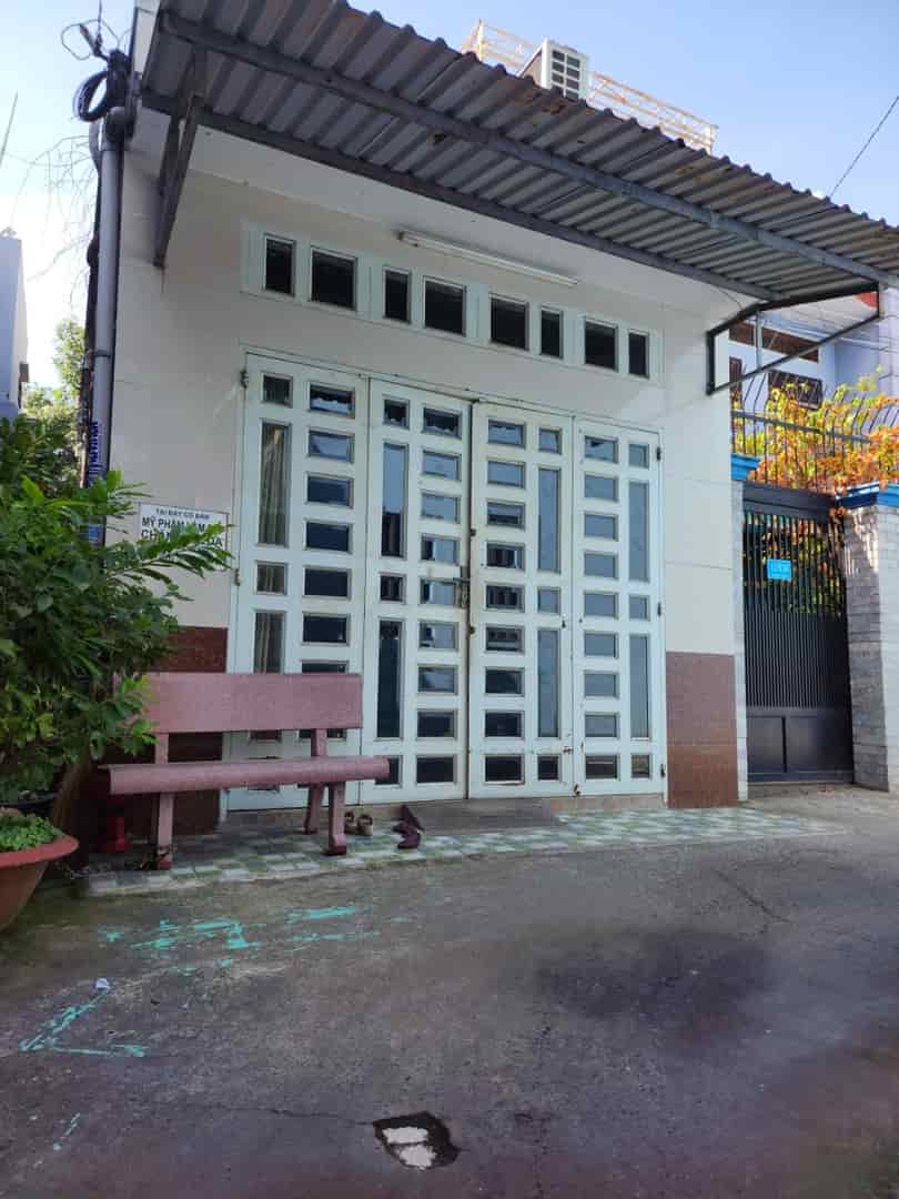Nhà đẹp, giá tốt, chính chủ bán nhanh căn nhà vị trí tại phường Đông Hưng Thuận quận 12
