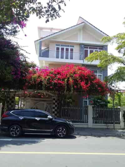 Bán biệt thự ở KĐT Phước Long A, Nha Trang đường chính