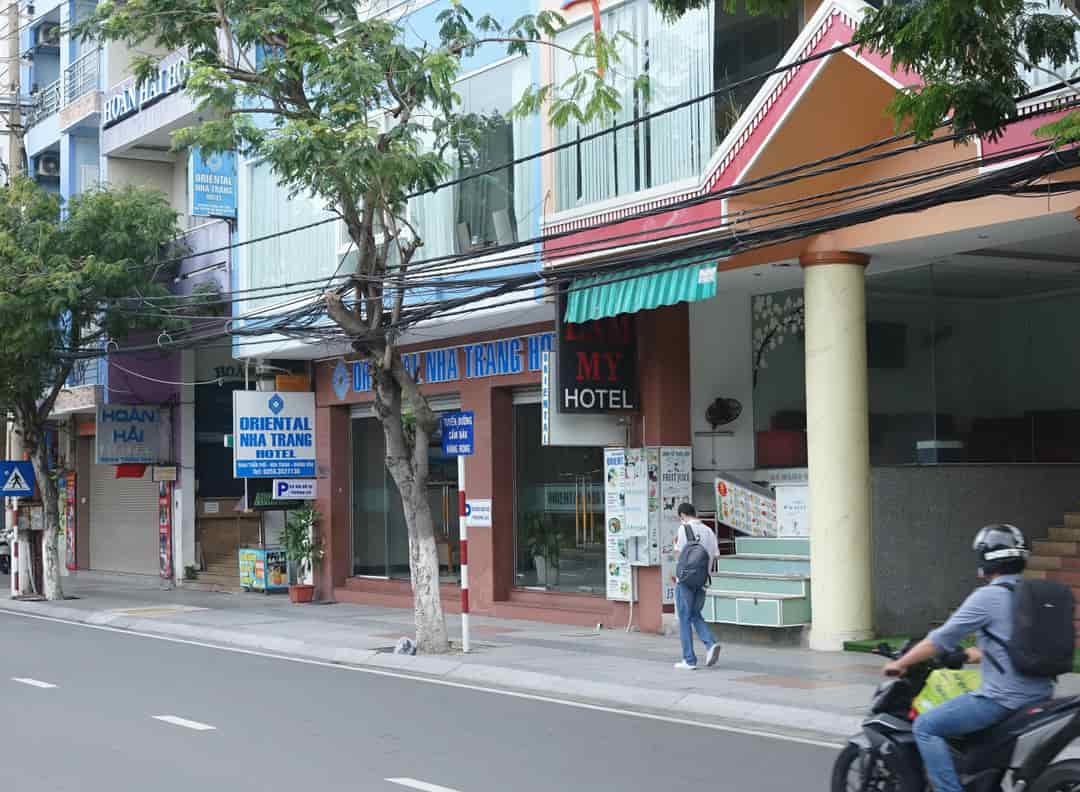 Bán nhà 2 mặt đường Hùng Vương phố Tây ở Nha Trang