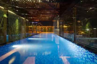 Bán khách sạn 19T, 56p có hồ bơi MT biệt thự, Nha Trang