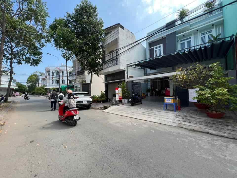 Chính chủ cần bán căn biệt thự đối diện trường thpt An Khánh Quận Ninh Kiều, Tp. Cần Thơ