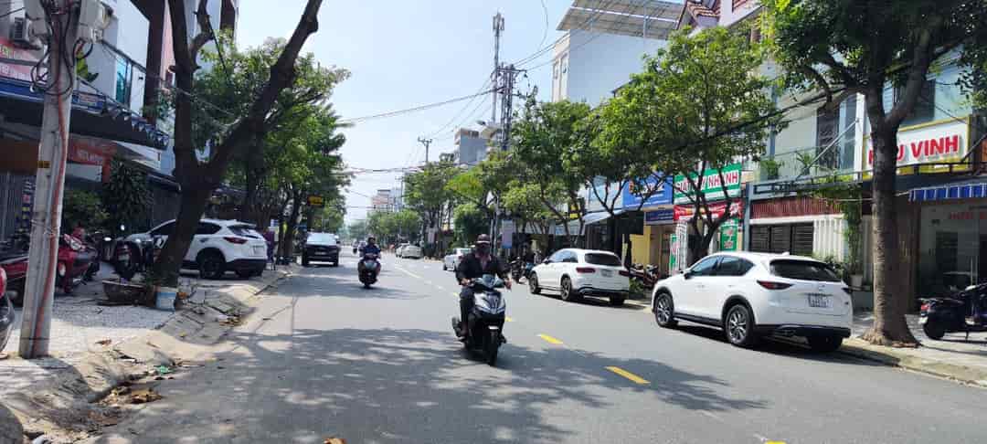 Cho thuê mặt bằng nhà đường Huỳnh Tấn Phát, Hải Châu, Đà Nẵng.