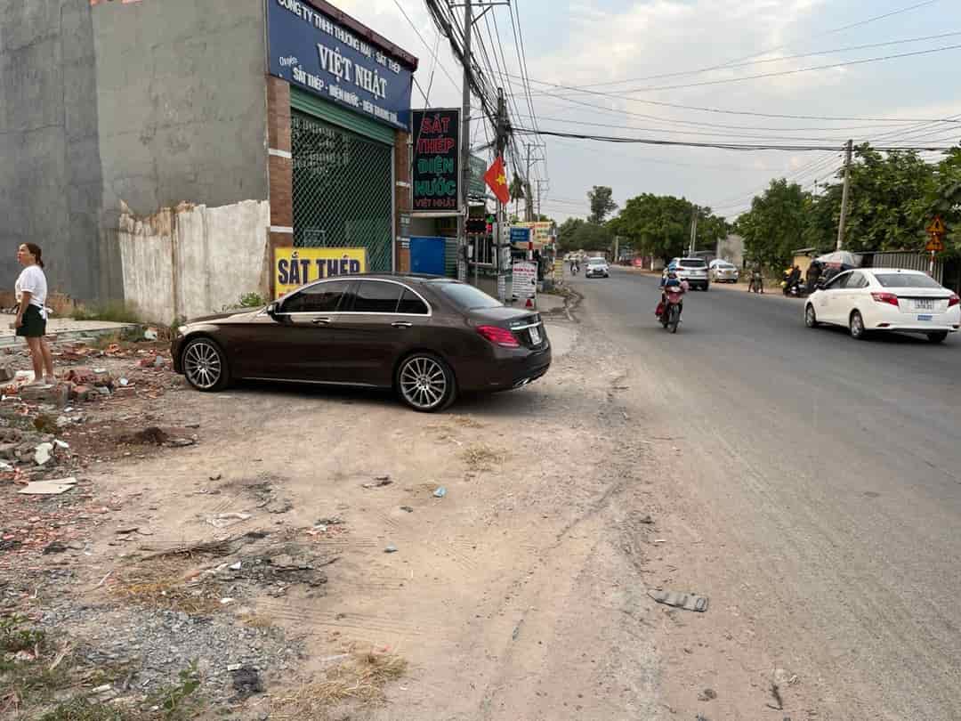 Cần bán lô đất mặt tiền đường Nguyễn Thị Tươi