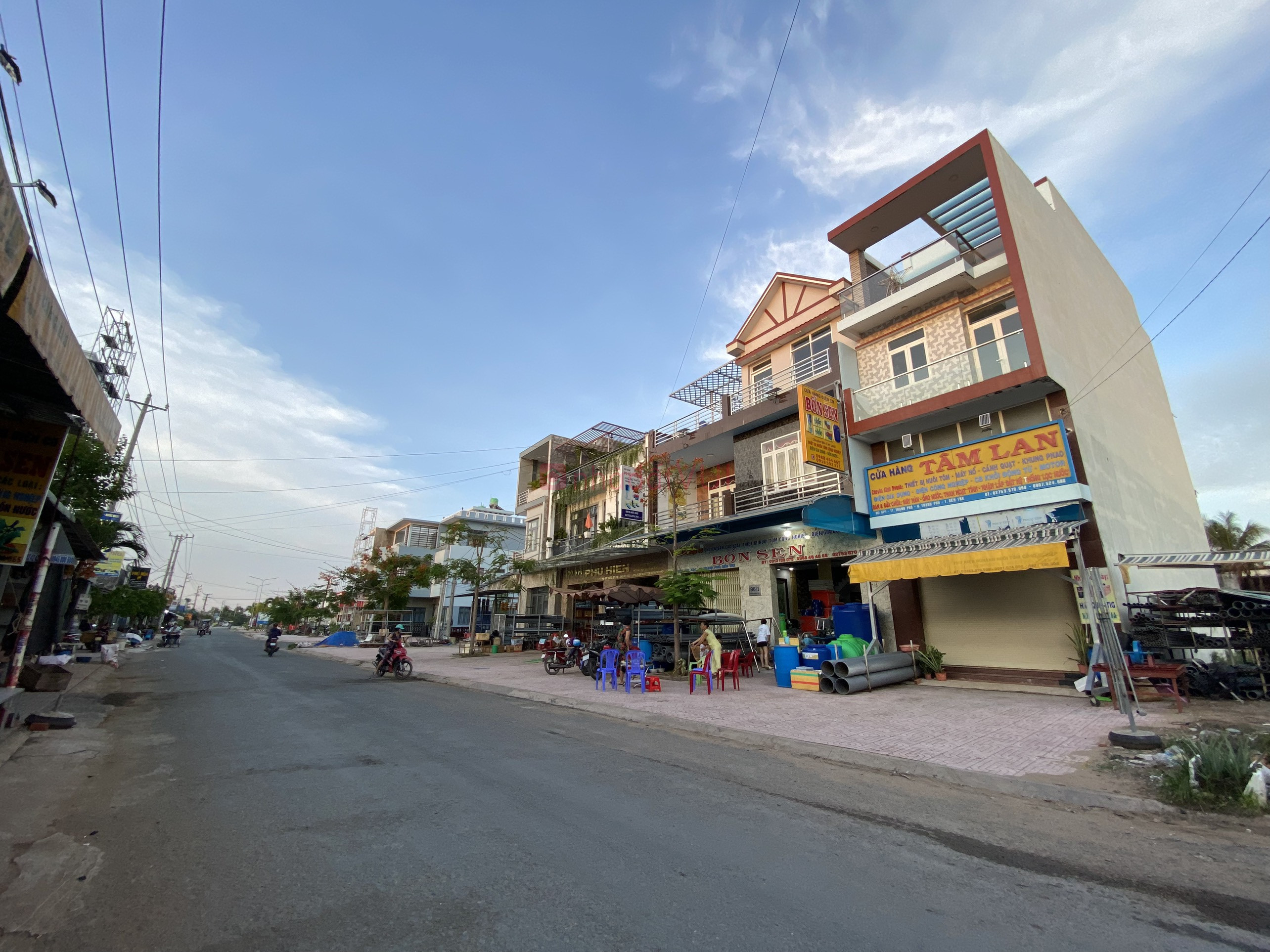 Đất nền nằm trên đại lộ thương mại Phú An Khang với tuyến đường 30m ngay tại Thạnh Phú Bến Tre