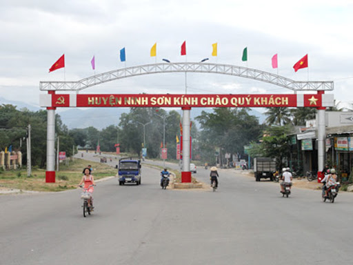 Thị trấn Tân Sơn